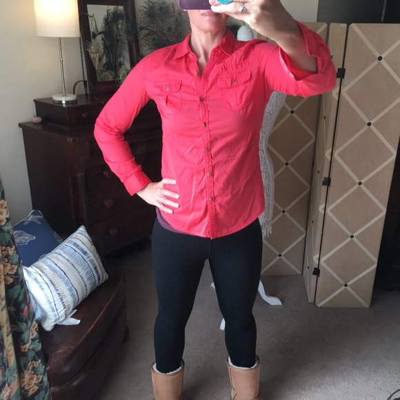 Express Lightweight Button Down Blouse - Picture 7 of 10